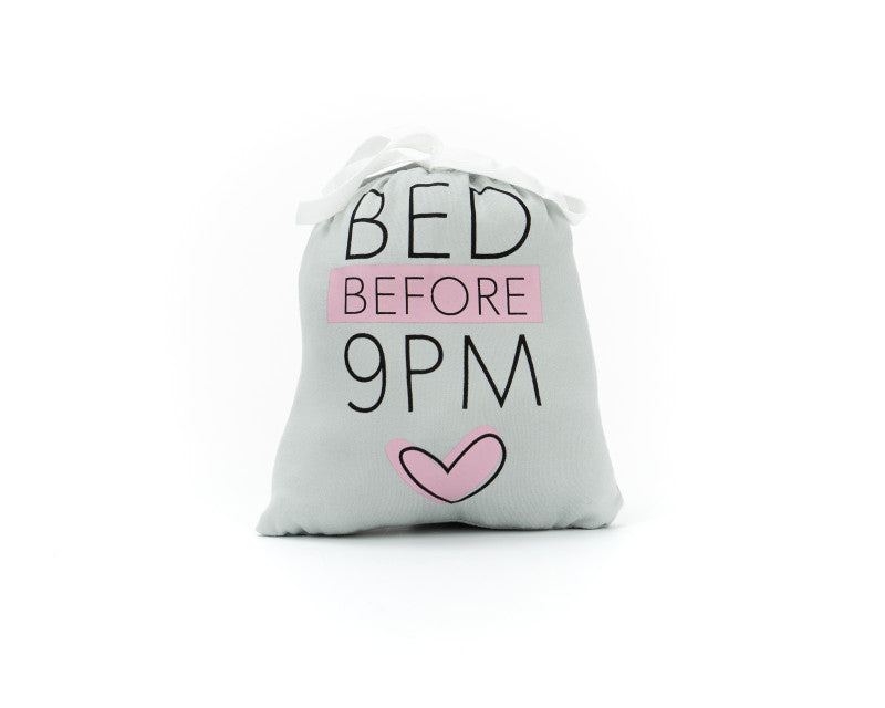 HM Sleep Shirt - Bed Before 9pm